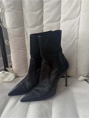 Stuart Weitzman Black Pointed Toe Stiletto Ankle Boots